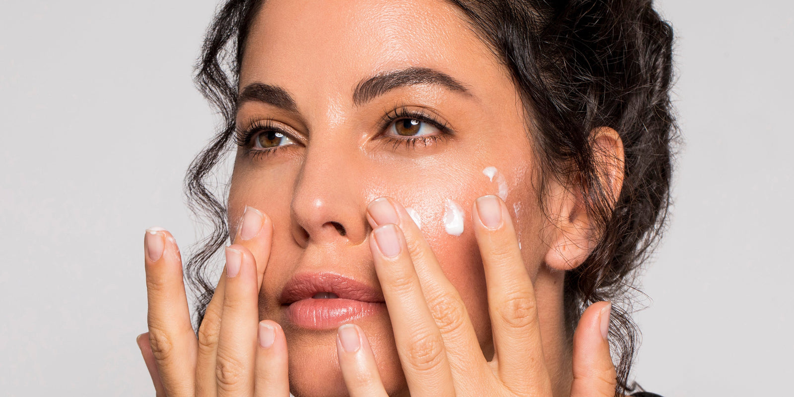 EYE MOISTURIZERS